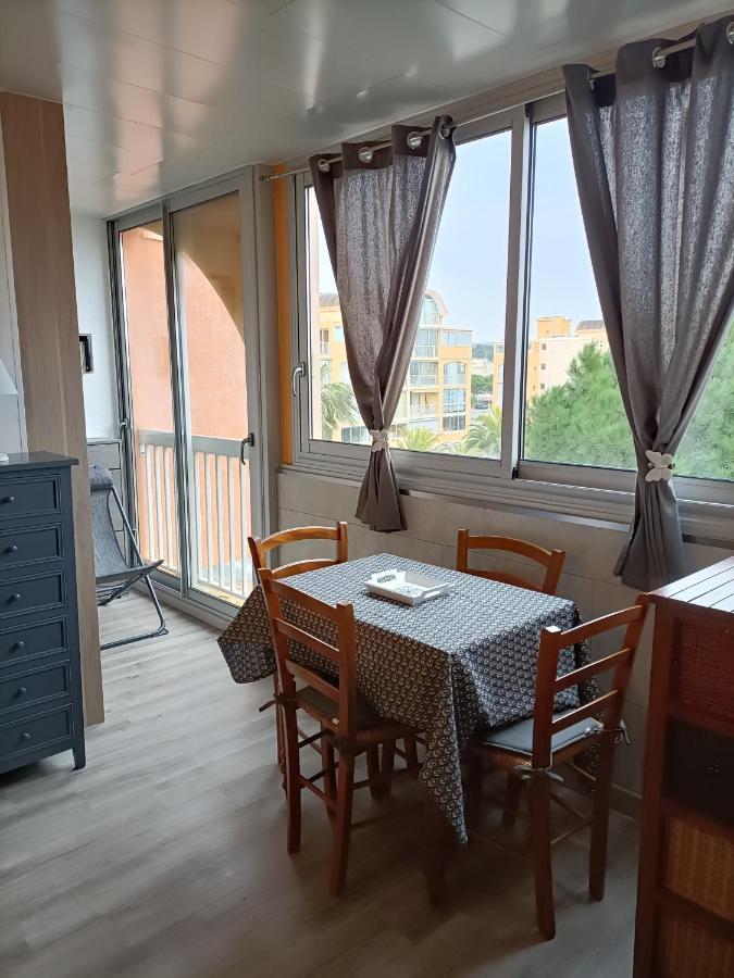 Le Clin D'Oeil Sur Le Port. Apartment Gruissan Exterior photo